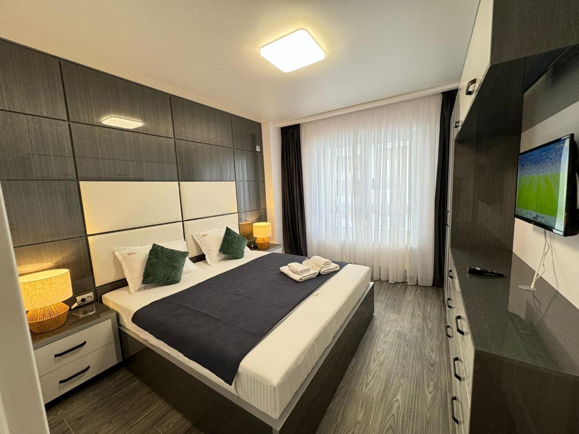 Luxury Glam Apartments Central Adress Bucuresti With Parking Exterior foto